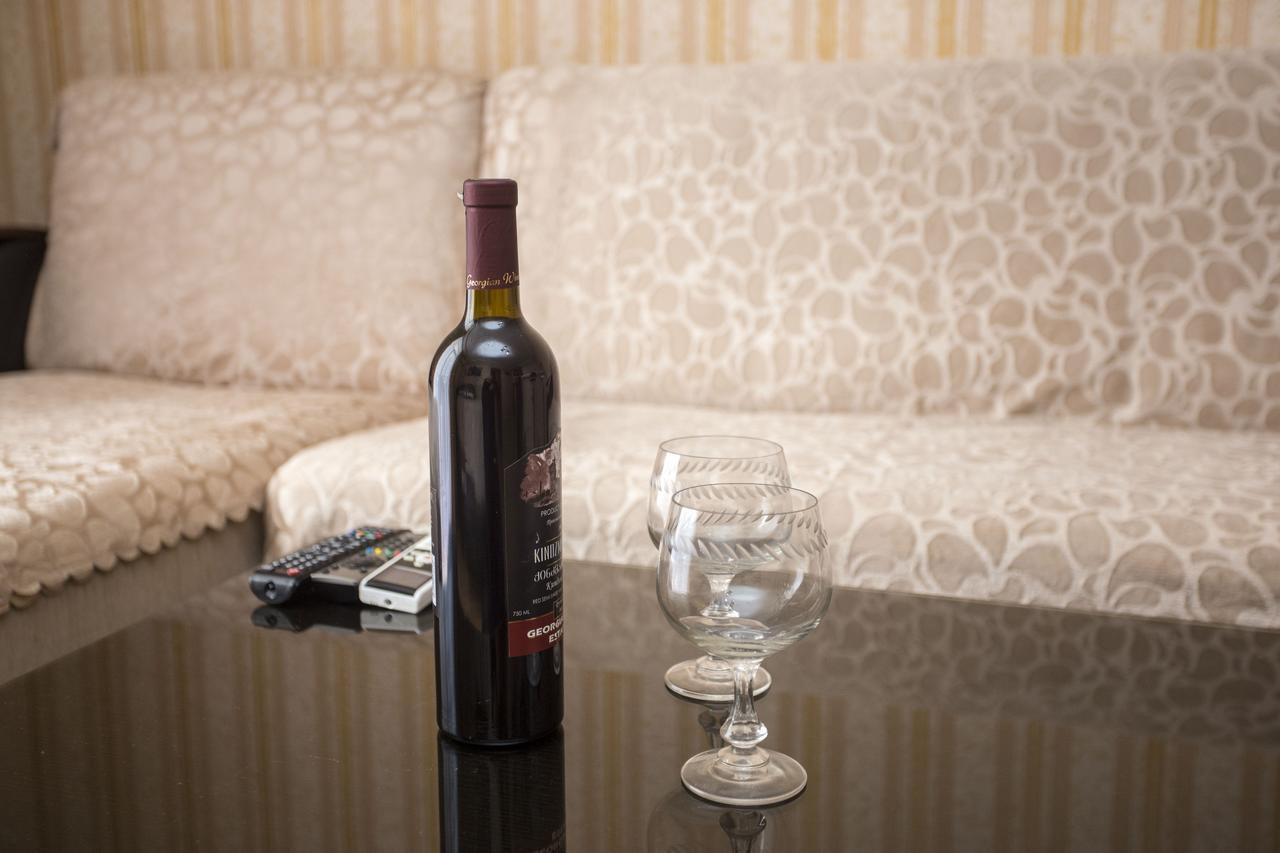 באטומי Apartment On Sherif Khimshiashvili Street 15B מראה חיצוני תמונה